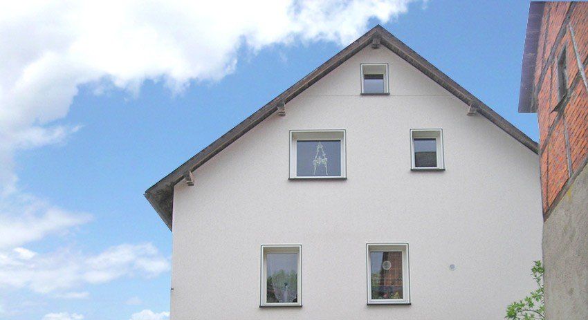 VinyTherm Fassadenpaneele in der Farbe Alpin.