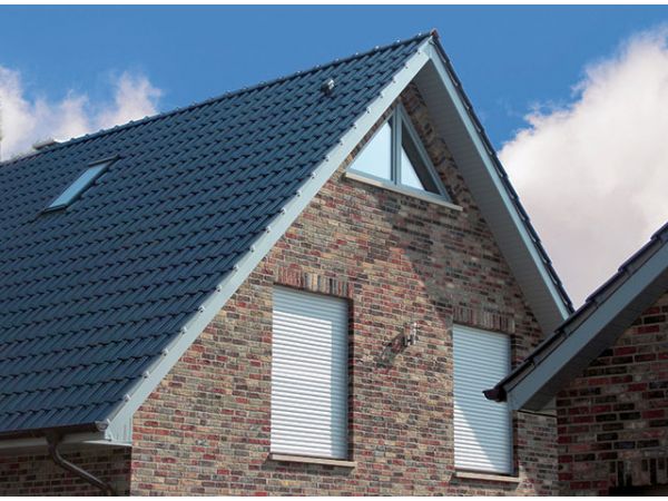 Hartschaumwinkel Heering in der Farbe grau.